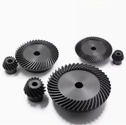 40Cr/ 20CrMnTi Helikal Bevel Gear 90 derece Bevel Gear aksesuarları